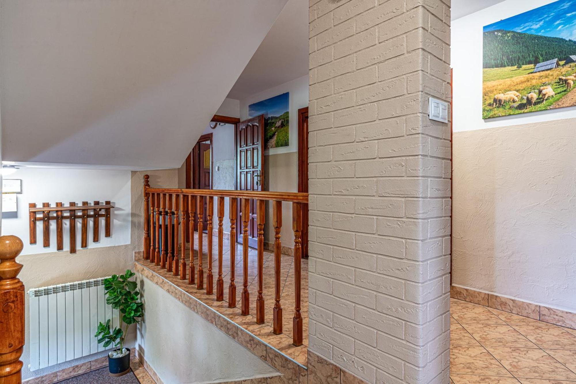 לינה וארוחת בוקר זקופאנה D.W. Tatra House מראה חיצוני תמונה